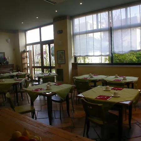 Il Roscio Hotel 2*